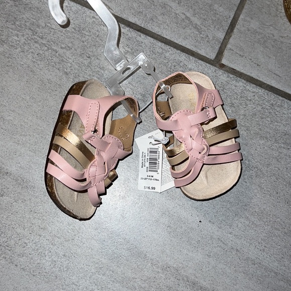Infant sandals - Picture 2 of 2